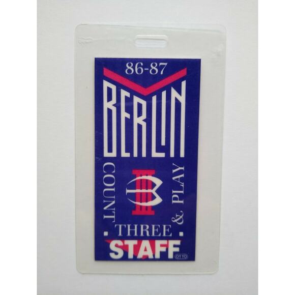 Berlin Count Three & Play Backstage Pass 1986 New Wave Synth-Pop Gift Terri Nunn - Picture 1 of 4